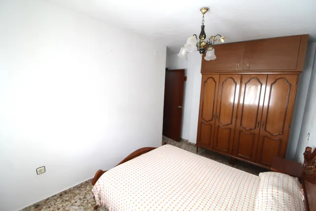 Piso 3 dormitorios amueblado + trastero (san roque) — 10