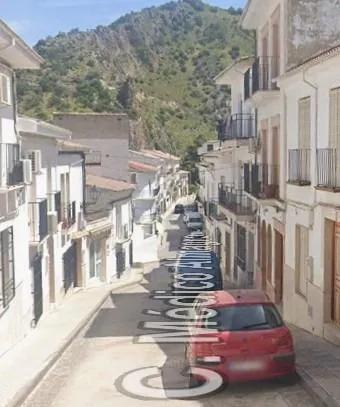 CASA EN ALMEDINILLA