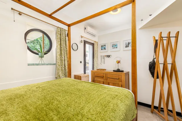 Casa unifamiliar en venta  con piscina privada, 5 dormitorios y amplio patio en Málaga — 15