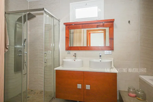 Pareado 4 habitaciones 137m² en venta - CUESTA LA GRAMA — 44