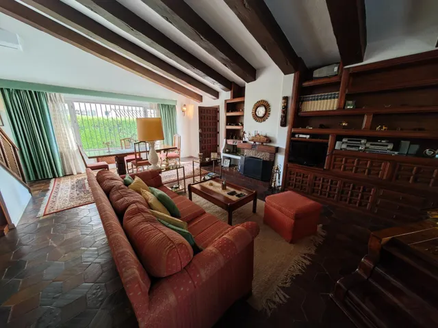 Magnifica villa situado en Fuengirola, en la zona Sohail. — 20
