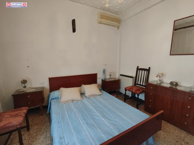 Casa adosada en esquina con dormitorio en planta baja — 25