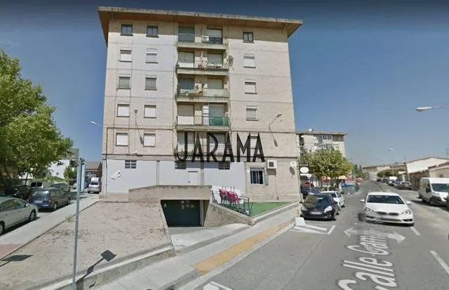 PLAZA DE GARAJE EN EL BARRIO DE LOURDES