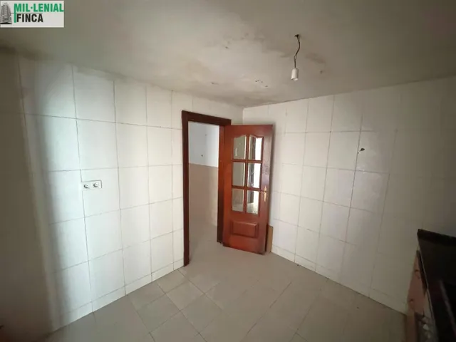 Casa con grandes terrazas y potencial de reforma en Sabadell Norte — 11