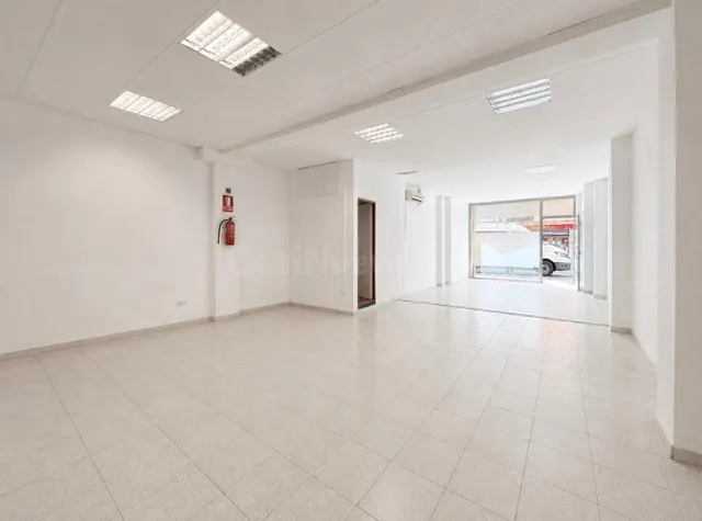 Local comercial diafano en Rafal vell - Palma