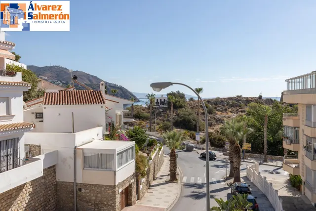 ¡exclusivo apartamento en primera linea de playa con reforma integral de alta gama! — 16