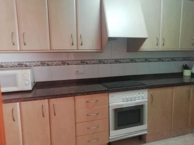 BENICOLET (VALENCIA) - CASA DE PUEBLO - SE VENDE — 28