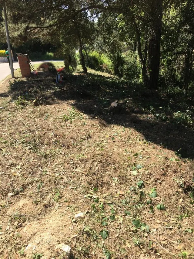 Terreno urbano de 1.194 m2 rodeado de zonas verdes en Lloret Residencial — 6