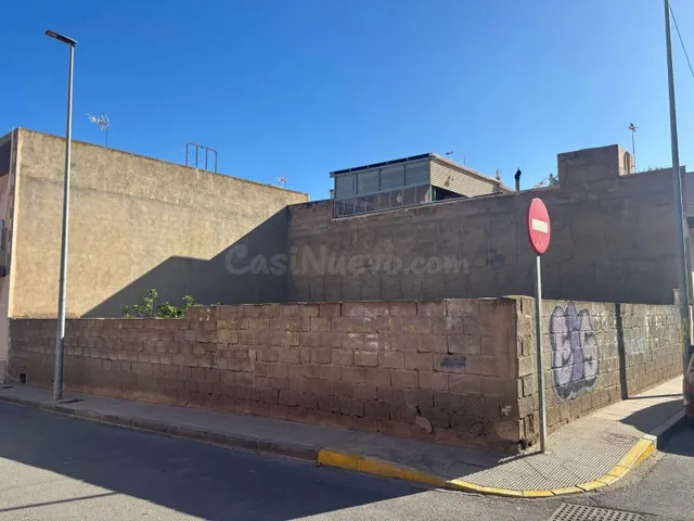 Oportunidad de Inversión en Solar Urbano en Pechina Centro