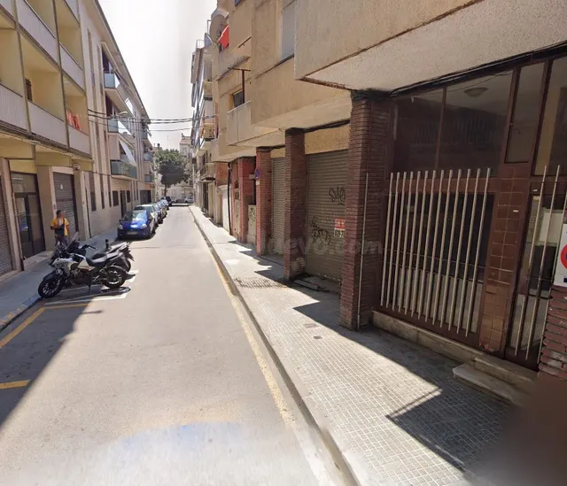 PISO OKUPADO EN VENTA EN CALELLA - foto 3