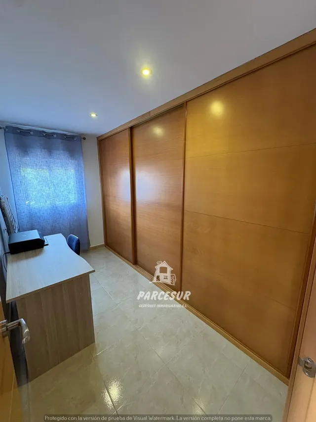 Finca de 1.250 m2 con 2 casas independientes y piscina — 33