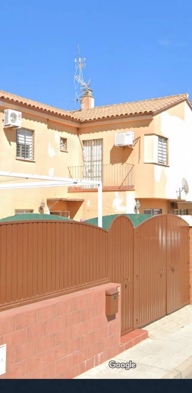 Venta de Adosado en Benacazón, Sevilla - VENTA en Cesión de  - foto 4