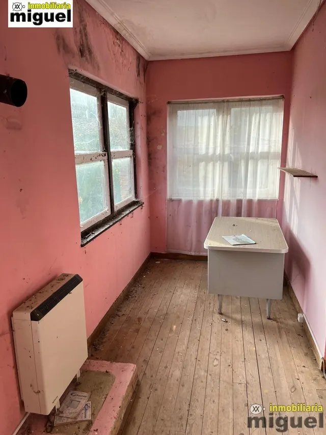 Se vende gran propiedad para rehabilitar en Abándames, Peñamellera Baja — 14