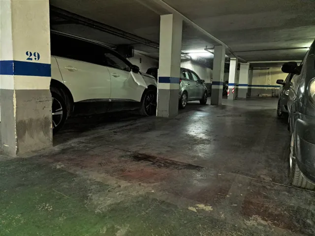 PLAZA DE GARAJE EN AVENIDA GREGORIO GEA — 2