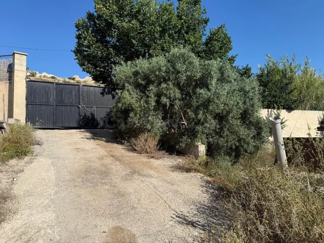 PARCELA URBANA DE 2.107 M2 EN VILLAFRANQUEZA – ALICANTE - foto 4