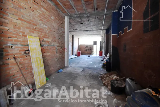 Gran patio privado y proyecto para diseñar tu casa unifamiliar en el centro urbano — 28