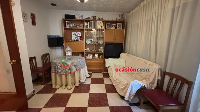 Piso, bar, local y cochera a la venta en Belmez — 15