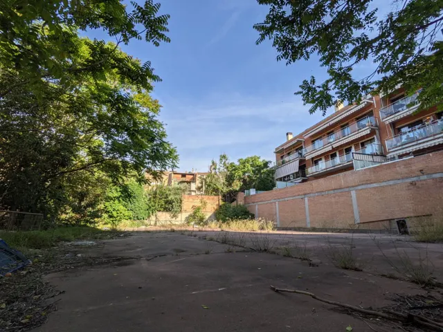 SOLAR EN VENDA AL CENTRE D'IGUALADA — 7