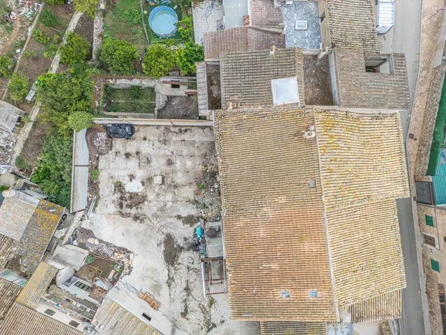 Magnífico solar urbano en LLubí — 28