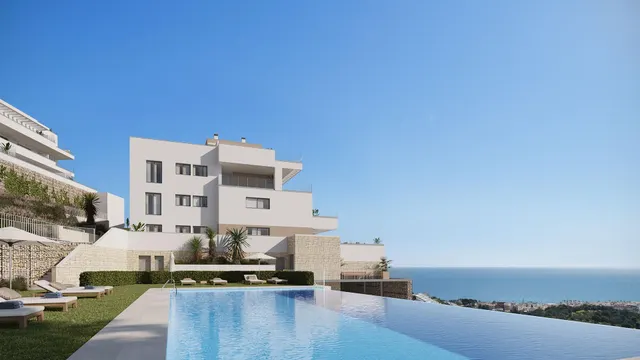 PRIMERA PLANTA, ORIENTACIÓN SUR Y VISTAS AL MAR, CERCA DE LA PLAYA. — 21