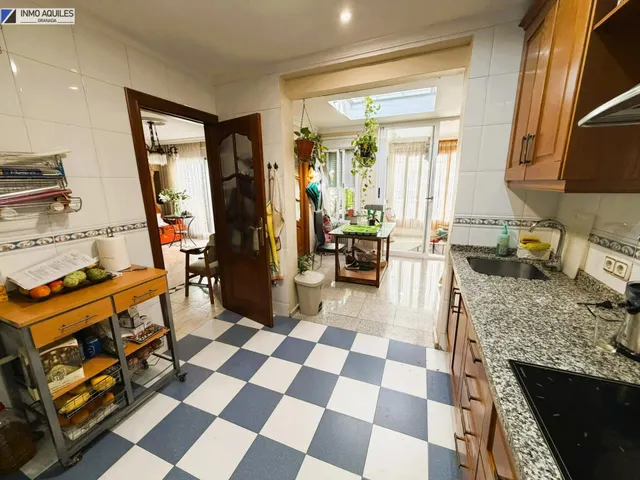 Amplia Casa en Zaidín, Granada - Oportunidad Única — 10