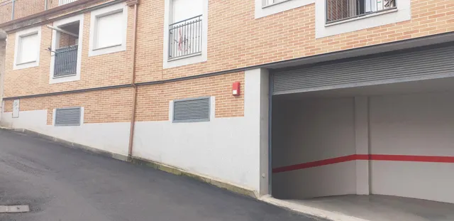 Urbis te ofrece unas plazas de garaje en Alba de Tormes, Sal - foto 4