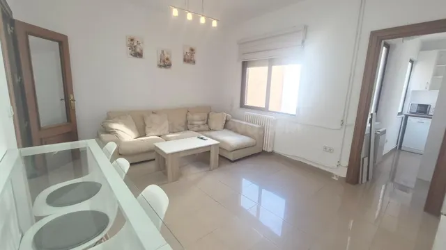 PISO EN VENTA EN EL CENTRO HISTÓRICO DE SALAMANCA. Urbis te  - foto 3