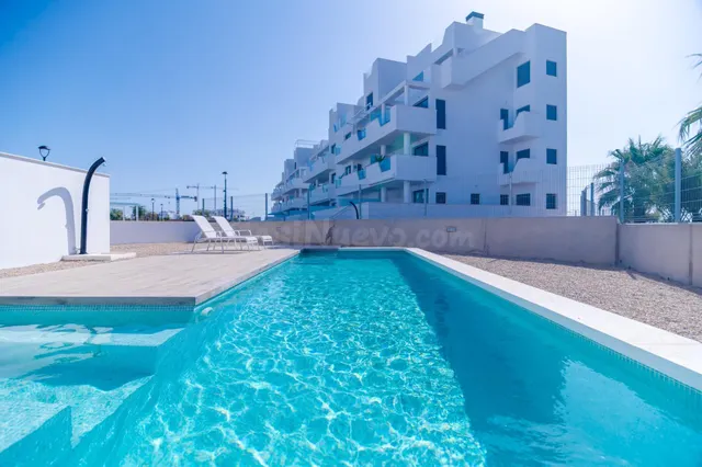 APARTAMENTO CON PISCINA COMUNITARIA Y PISCINA CLIMATIZADA SA - foto 5