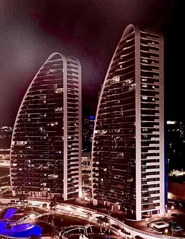 Apartamento 2 habitaciones 97m² en venta - Poniente — 12