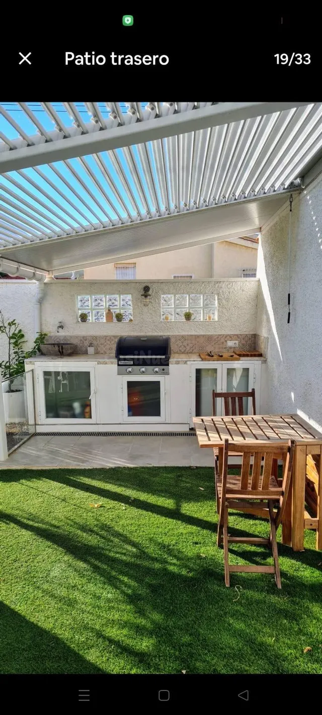 SE ALQUILA PRECIOSO CHALET CON PARCELA PRIVADA Y JARDÍN EN LA MARINA - ALICANTE — 4
