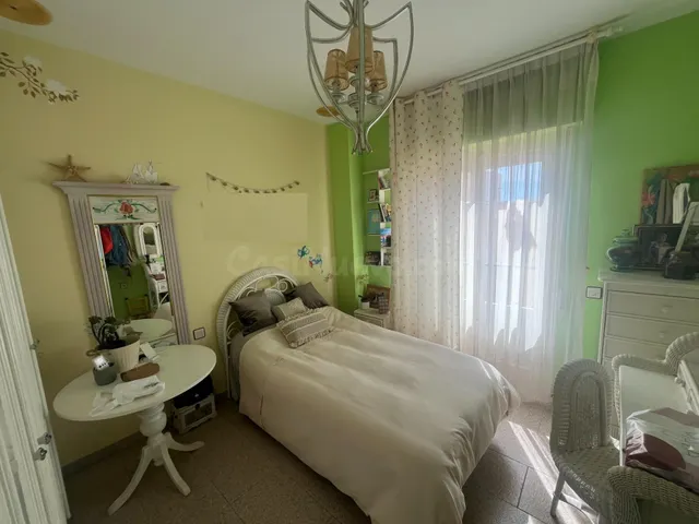 GRAN CASA MUY AMPLIA Y LUMINOSA EN ADRA - foto 5