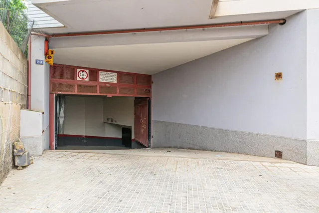 Alquiler de parking en el Coll d'en Rabassa — 17