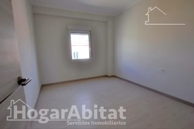 ¡REFORMADO A ESTRENAR! ACOGEDOR, MODERNO Y EXTERIOR, CERCA DEL CENTRO — 17