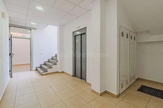 Local comercial 152m² en venta - Playa de los locos — 5