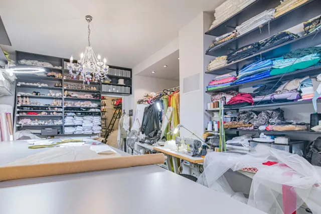 Se vende espectacular espacio comercial reformado en el corazón de Granada — 16