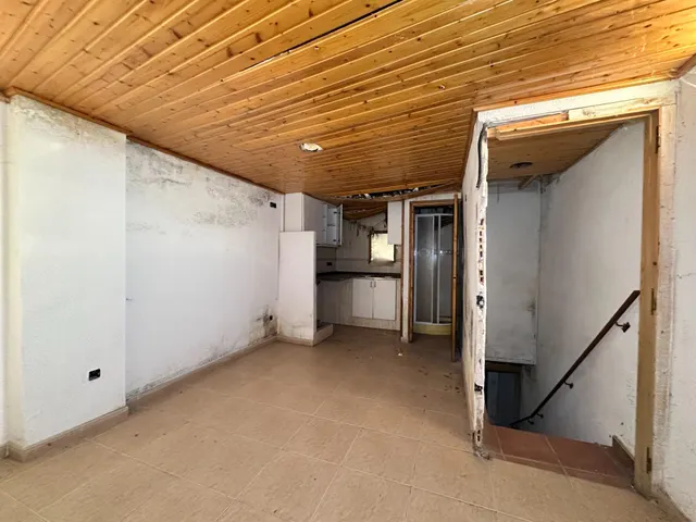 SE VENDE CASA ADOSADA EN BERGA — 23