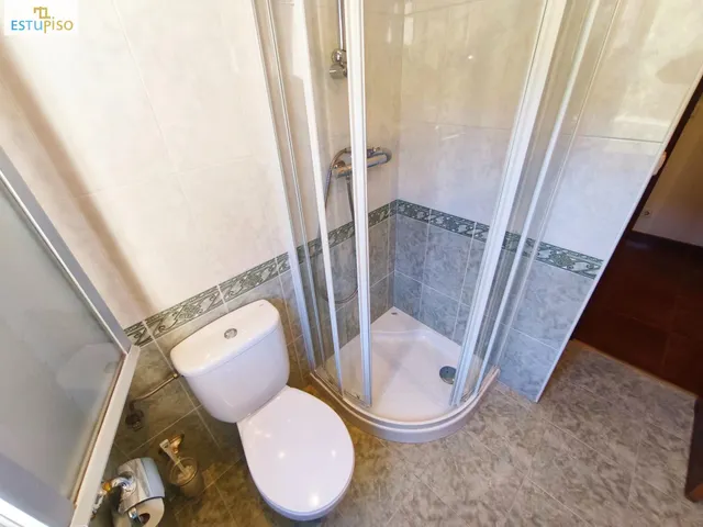 ¿PAGAR ALQUILER O INVERTIR? PISO JUNTO A LAS UNIVERSIDADES--67m2-Amplia Cocina-Salón-2hab-Baño con ducha — 27