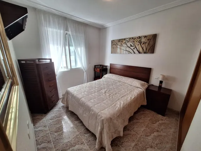 Acogedor Apartamento en Torrevieja, Ideal para Vivir — 30