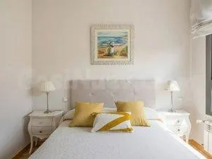 Alquiler de piso en CL Tomas Lopez - foto 2