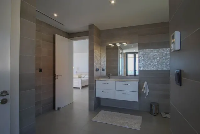 Villa 5 habitaciones 680m² en venta - Urbanizaciones — 24