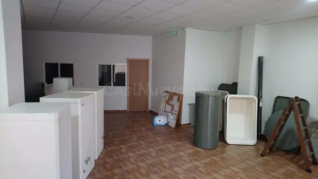MONTIJO, LOCAL COMERCIAL ZONA CENTRO, AMPLIO ESCAPARATE