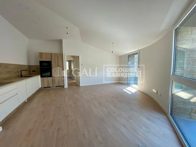 ÁTICO DE ALQUILER EN ZONA RESIDENCIAL FOREST EN CANILLO