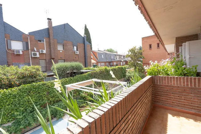 Excepcional chalet pareado cerca a Avenida Europa en Pozuelo de Alarcón — 42