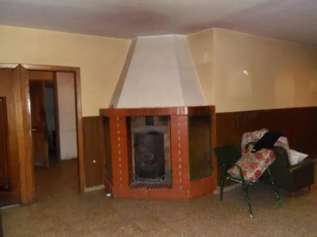 MAGNIFICA CASA EN CORULLÓN, IDEAL PARA TURISMO RURAL — 5