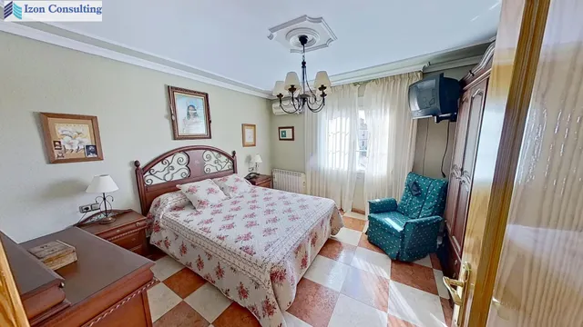 CASA DE 2 PLANTAS EN HELLÍN CON 3 habitaciones , 2 BAÑOS Y AMPLIAS ESTANCIAS — 10