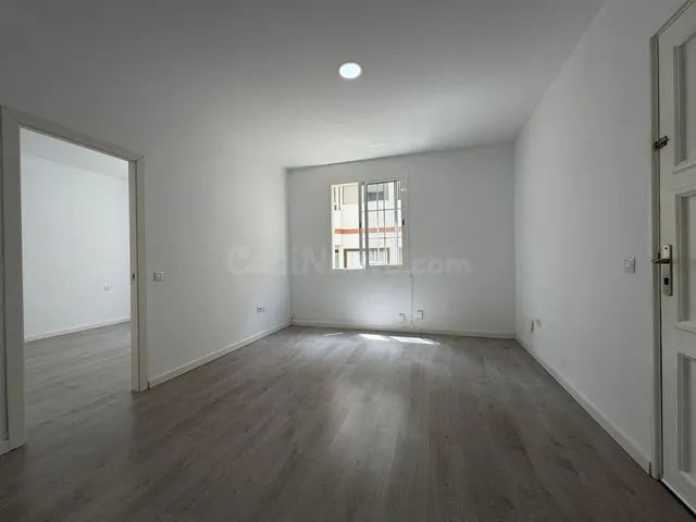 Estupendo piso luminoso en Calle Porlier - foto 3