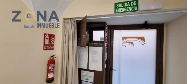 EDIFICIO DE USO HOTELERO FUNCIONANDO ACTUALMENTE EN CÁCERES - foto 4
