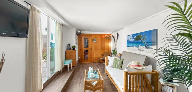 Villa 7 habitaciones 480m² en venta - Centro de la Ciudad Quesada — 25