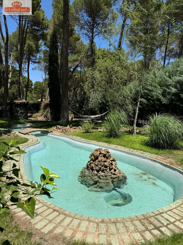 ESPECTACULAR CHALET EN PINARES DEL JUCAR — 9