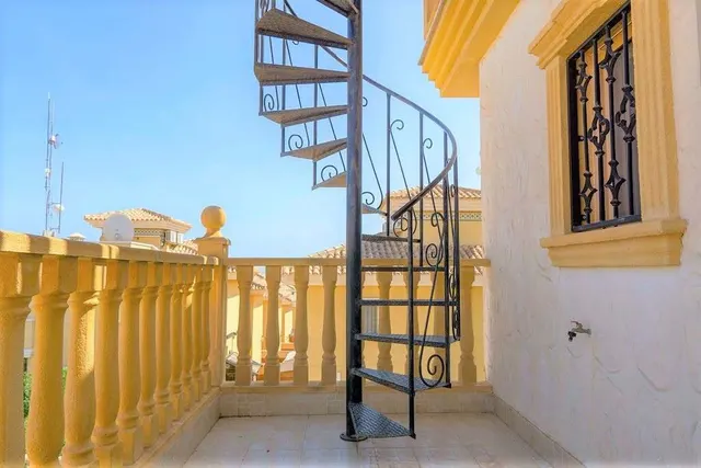 Villa 3 habitaciones en venta - Las Filipinas — 29